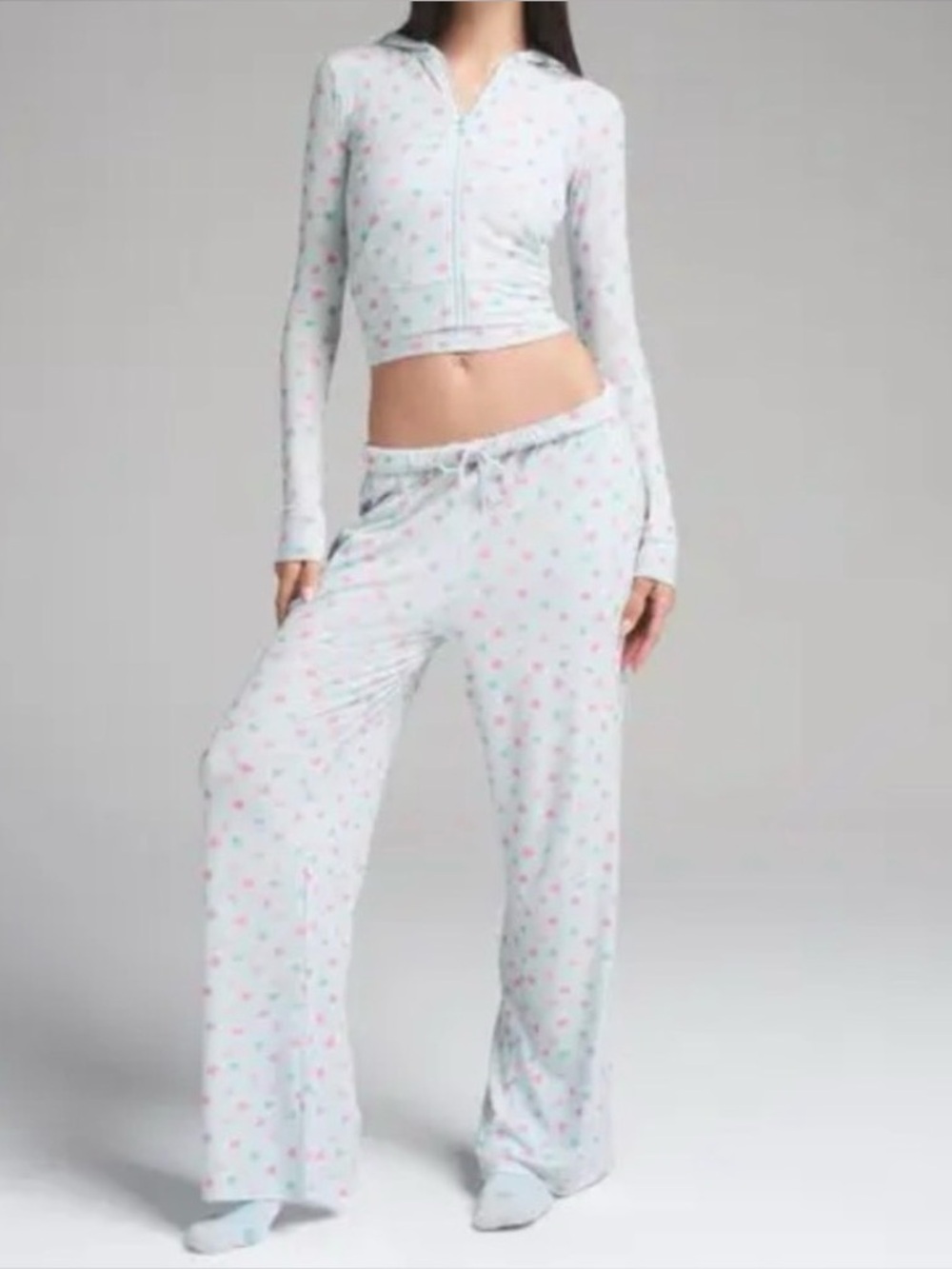 SKIMS SOFT LOUNGE ZIP UP JACKET AND PANTS IN CLOUD CANDY HEART PRINT XS